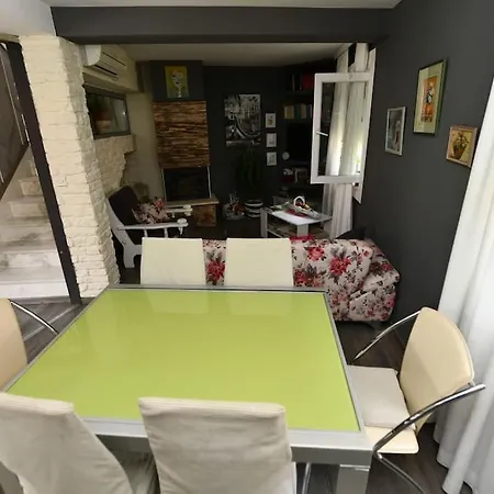 Vila Nana בית נופש